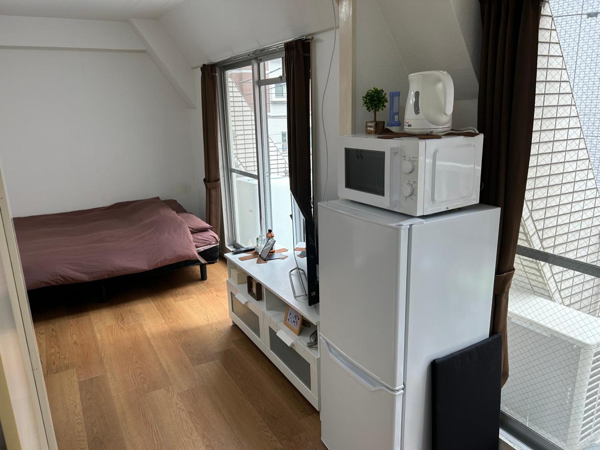 Guest House Zwell Hakata Ohori Park Fukuoka  Exterior photo