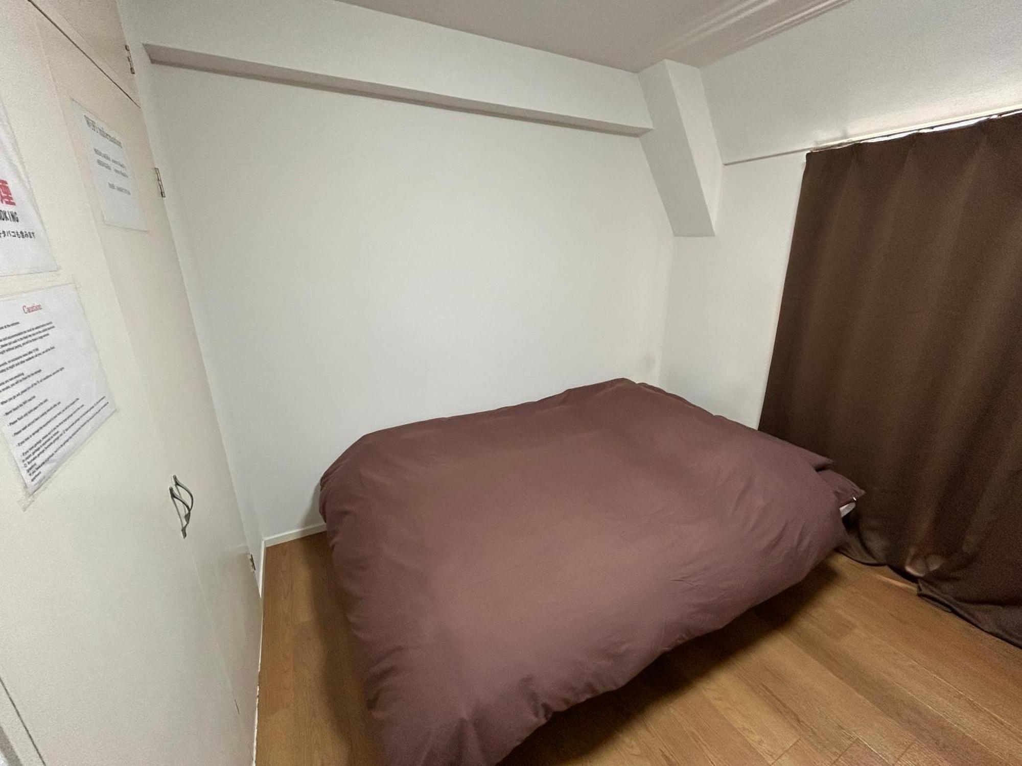 Guest House Zwell Hakata Ohori Park Fukuoka  Exterior photo