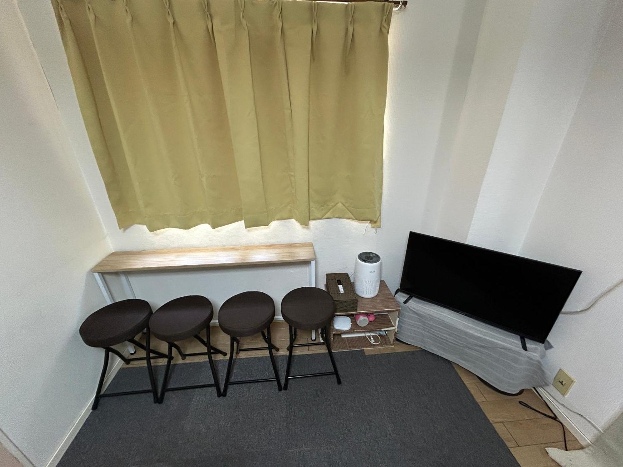 Guest House Zwell Hakata Ohori Park Fukuoka  Exterior photo